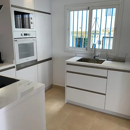 Townhouse By The Sea - El Pirata - - Costa Del Sol Holiday home *